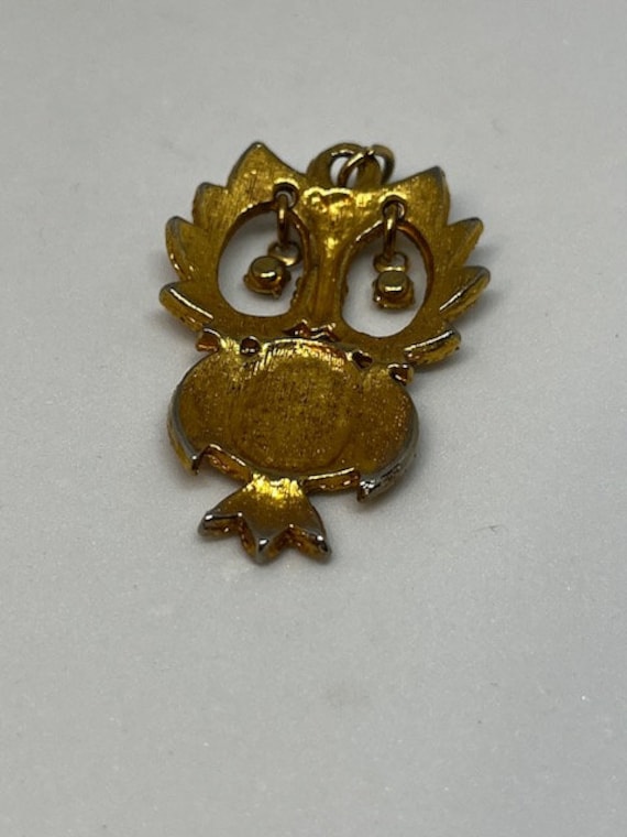 Vintage Gold Tone Owl Pendant with Dangling Rhine… - image 4