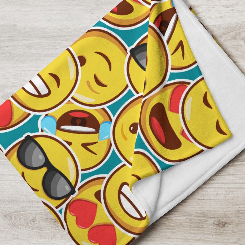 Personalized Emoji Throw Blanket Personnalisable Emoji Blanket Gift for