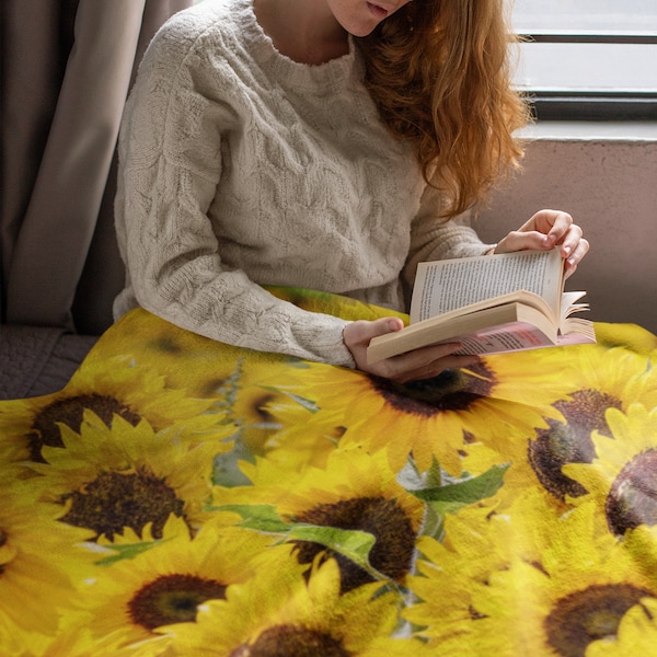 Sunflower Field Throw Blanket