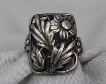 Coro Sterling Craft Floral Ring