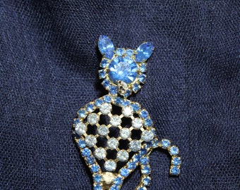 Faux Sapphire Kitty Pin