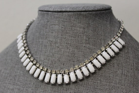 White Milk Glass Necklace - image 5