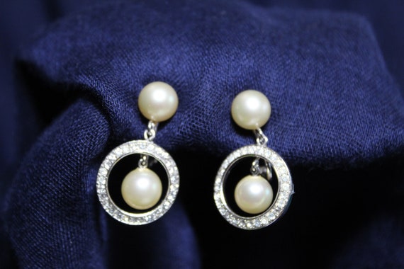 Signed Vintage Trifari Pearl Clip on Earrings Etsy