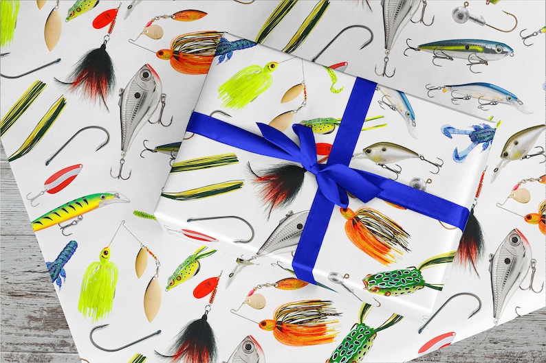 30 x 15/' Long FREE US SHIPPING 37.5 Square Feet Fishing Lure Gift Wrap