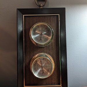 Vintage Springfield weather station