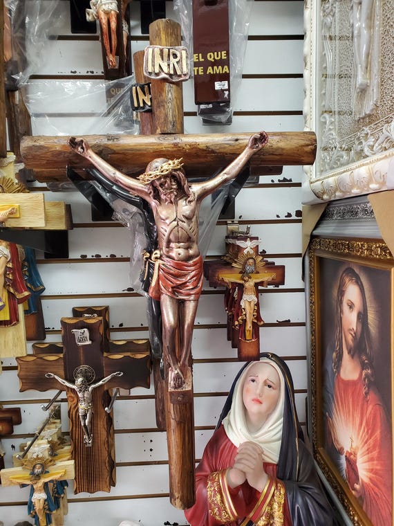 28 Inch Wall Cross Jesus Christ Crucifix Tronco Manto Crucifijo