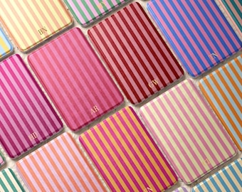 Funda para Kindle/Kobo Libra con monograma de iniciales personalizadas y rayas, carcasa trasera transparente desmontable para Paperwhite de 12.ª/11.ª generación, Colorsoft, regalo para amantes de los libros.