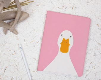 Cute Duck Pattern iPad Case with Pencil Holder, Printed Cover for iPad A16, 10th Gen, Air 4/5/6 9.7 11 13 M4, Pro 12.9, Mini 5/6/7 A17Pro