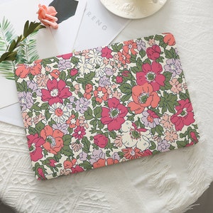 Colorful Retro Floral Painting MacBook Case Laptop Cover For Mac 16 15 13 Inch For Macbook Air 15/13/11 Pro 14/13 2022 2023 2024 M1 M2 M3