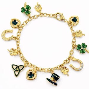 Vergulde St Patrick's Day-bedelarmband bezet met Emaille & Swarovski-kristallen