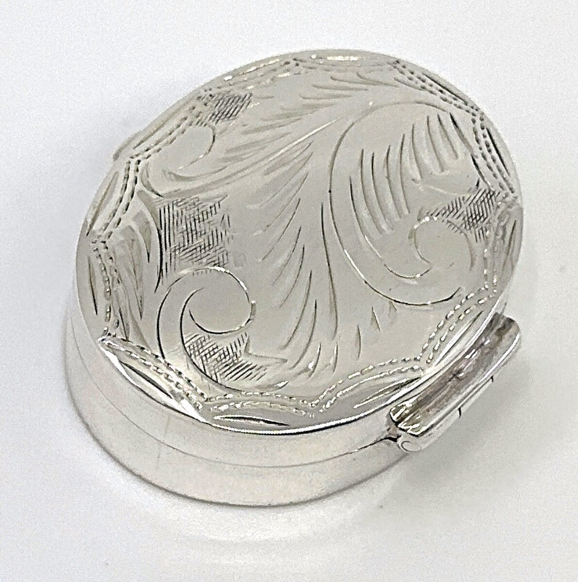 彫刻・オブジェ Vintage London Hallmark 1984 Pill Box British hallmark sterling silver London top ornament trinke