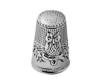 Hibou dé à coudre style victorien en argent sterling 925 poinçons anglais par JewelAriDesigns