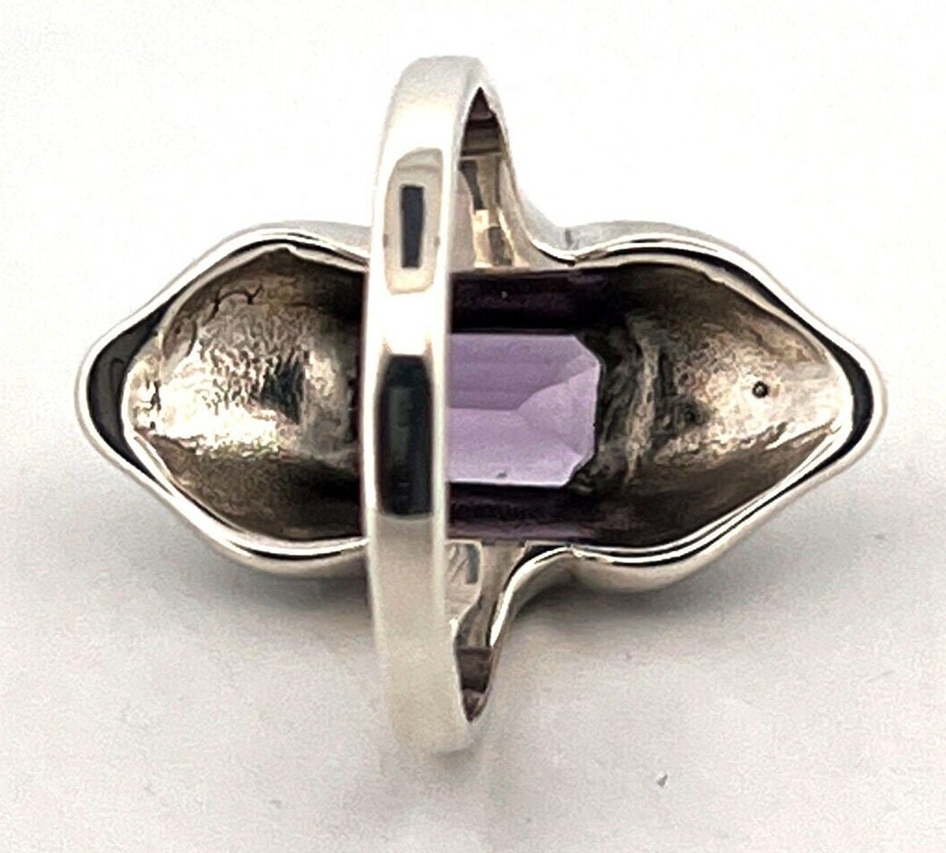 マーカサイトとアメジストの刻印入り 925 シルバー製 JewelAriDesigns