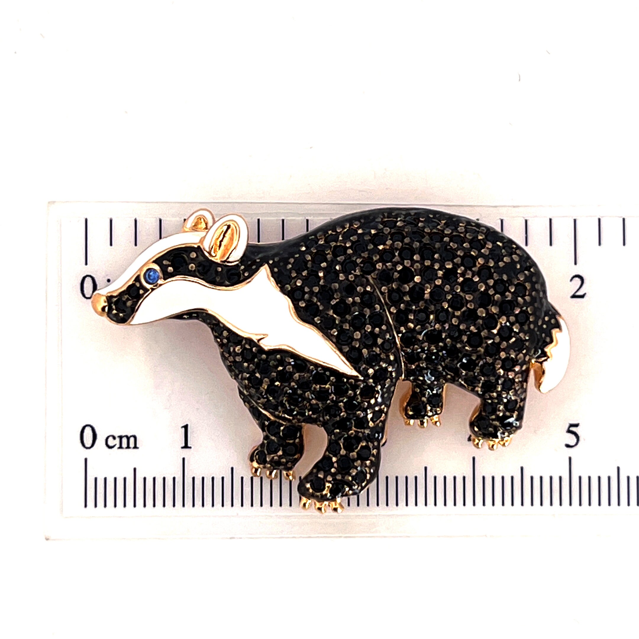 Badger brooch shop