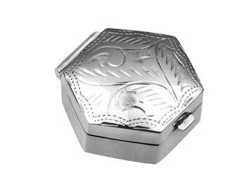 アンティーク雑貨 Vintage London Hallmark 1986 Pill Box Vintage pill boxes, tins and compacts full of handmade lip