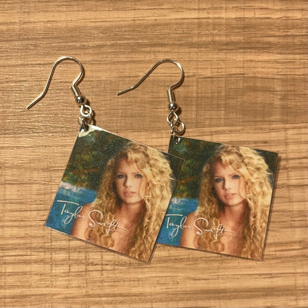 Taylor Swift Lover Vinyl Album Handmade Earrings! – Sam Makes Things