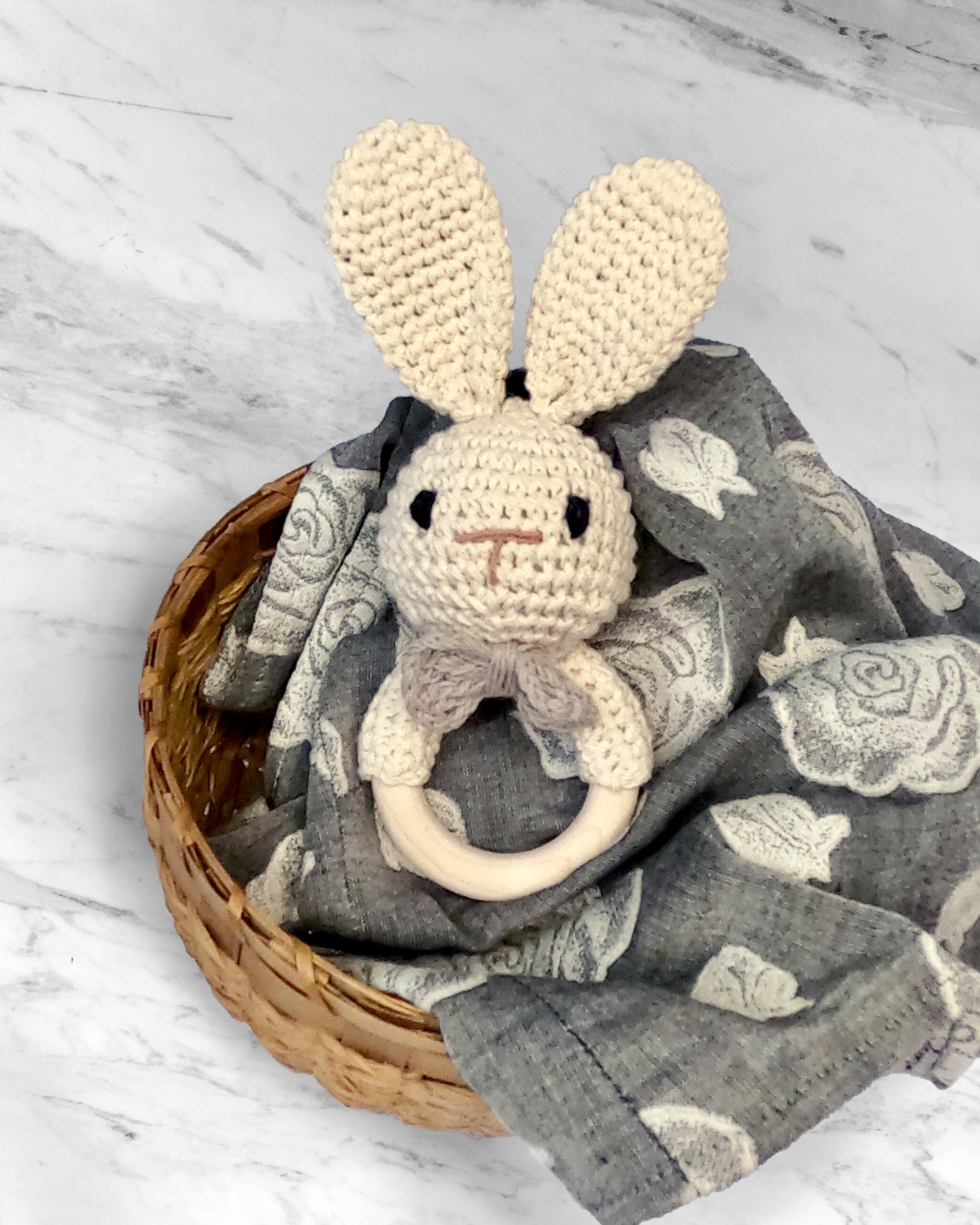 Hochet Bébé En Forme De Lapin Gris – Anneau De Dentition En Bois De Hêtre Et Coton – Jouet Fait Main Pour Nouveau-né – Cadeau De Naissance Original - 4
