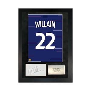 Willain | Handgesigneerd shirt achter posterframe met COA