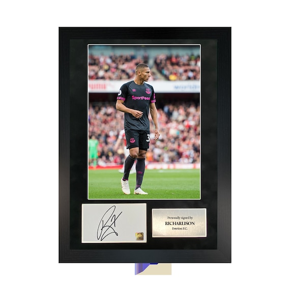 入手不可能Football Memorabilia フットボール関連商品価格掲載 Football Memorabilia フットボール関連商品の価格掲載