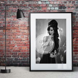 Amy Winehouse, Amy mounted print, Amy Winehouse singing , Amy Winehouse, Amy Winehouse on stage, Amy Winehouse black & white print,Amy gifts
