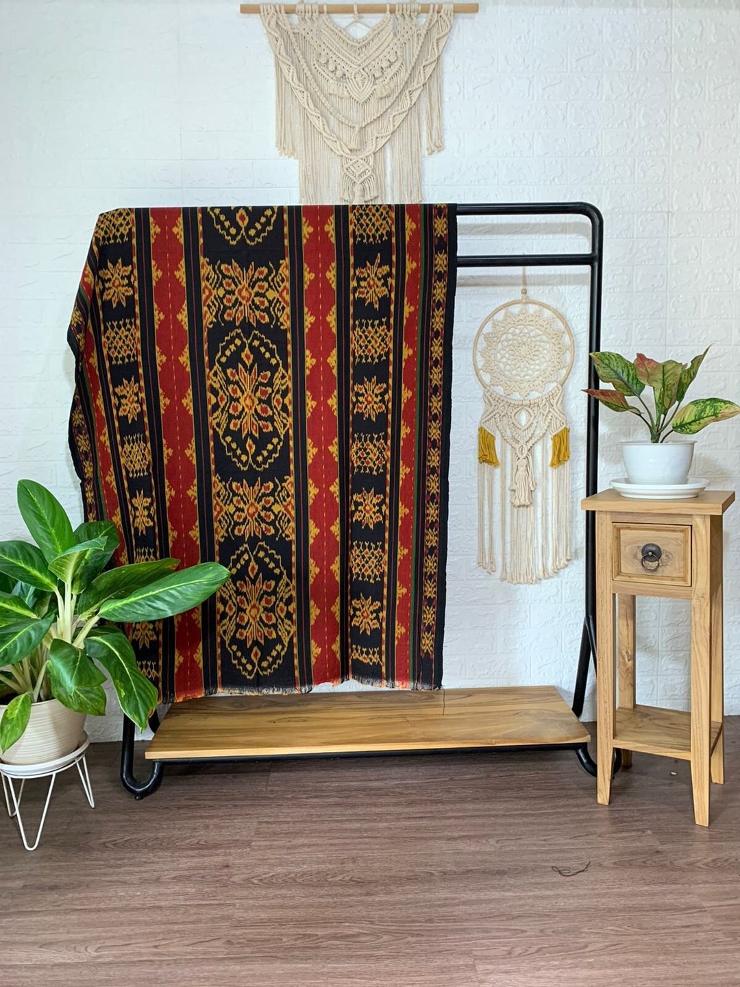 2.6 Yd Indonesian Handwoven Ikat Fabric Wall Hanging, Ethnic Hand Dyed ...