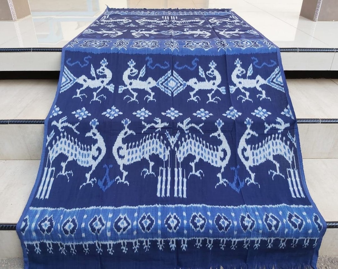 2.6 Yd Indonesian Handwoven Ikat Fabric Wall Hanging, Ethnic Hand Dyed ...