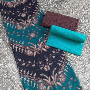 2,3 yards indonesiskt handtryckt batikbomullstyg, etnisk sarongkjol, lungi, tribal batikmönstrade textilier, klädsömnad, möbelklädsel