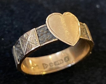 Antique Edwardian 9ct Gold Heart & Hair Mourning Ring