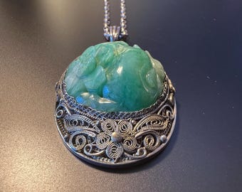 彫刻された中国の翡翠透かし細工の破片 - Etsy 日本