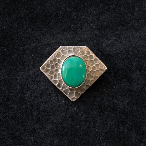 Antique Art & Crafts Silver Green Enamel store Brooch Pin