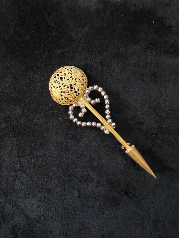 Halley's comet brooch clearance