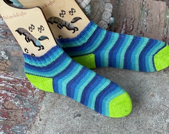 Loom Knit Socks on any loom l Make your own l spreadsheet l pdf l workbook