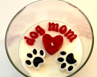 Dog Mom Scented Candle made of soy wax, paw prints and heart