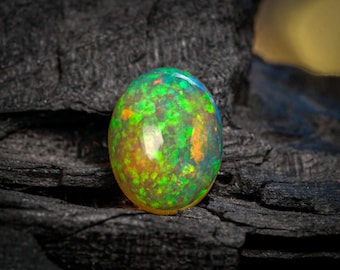 AAA grade natural Ethiopian welo opal loose gemstone - 8x6mm oval shape cabochon - October birthstone