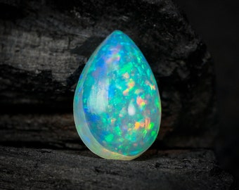 AAA grade opal - Natural Ethiopian welo opal - loose white opal gemstone -  pear shape 8x5mm - October birthstone