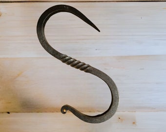 S-hook made of iron, storage equipment, lamp hook, hand-forged, Middle Ages, reenectment, Viking