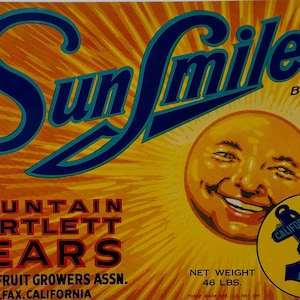 Vintage Sun Smile Pear Crate Label - Colfax California Kitchen Decor
