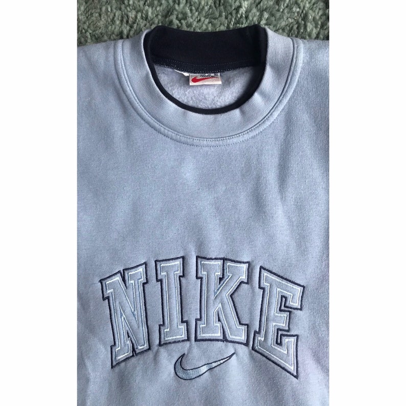spellout nike sweatshirt