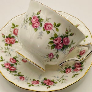 Aynsley Grotto Rose Pink Roses Vintage Teacup