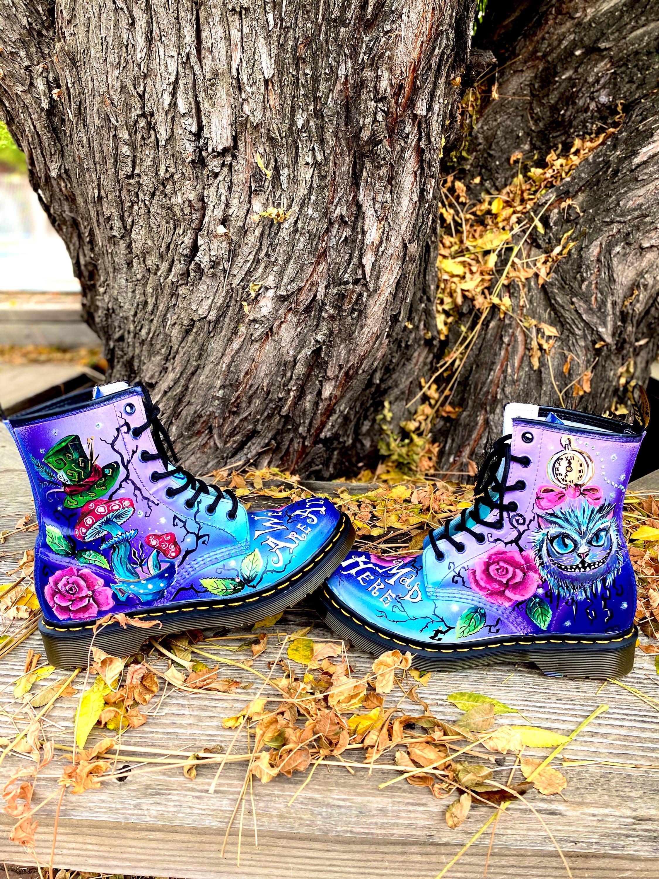 Custom Dr Martens Alice in Wonderland - Etsy