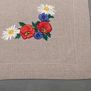 Linen Napkin with Poppy Flower Embroidery , Vintage Table Decor, Timeless Elegant Boho. Custom linen fabric tablecloth.
