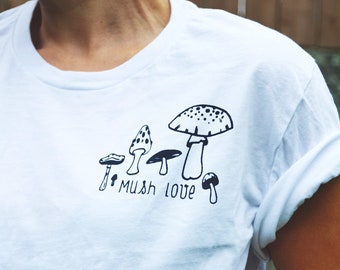Mushroom Shirt | Nature Shirt | Gifts for Mushroom Lovers | Unisex Tshirts | Graphic Tees for Women | Cottage Core Shirt | Botanical Shirt
