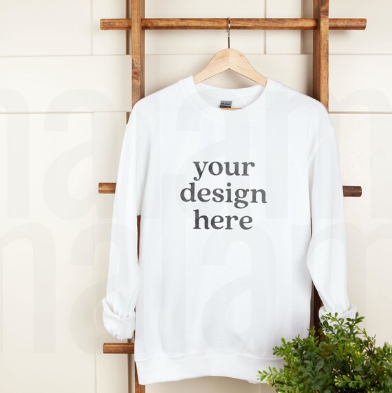 White sweatshirt gildan sales