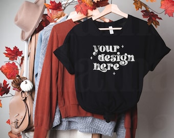 Black Bella Canvas 3001 Mockup, Makieta wisząca na jesień, Makieta Halloween, Makieta koszuli, Makieta Bella Canvas, Makieta koszulki, Makieta stylu życia
