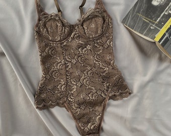 Jaren '90 vintage LA PERLA XS/S 75B/34B kaki kanten lingerie bodysuit met beugelzachte cups, jaren '90 romantische teddy, La Perla kanten body playsuit