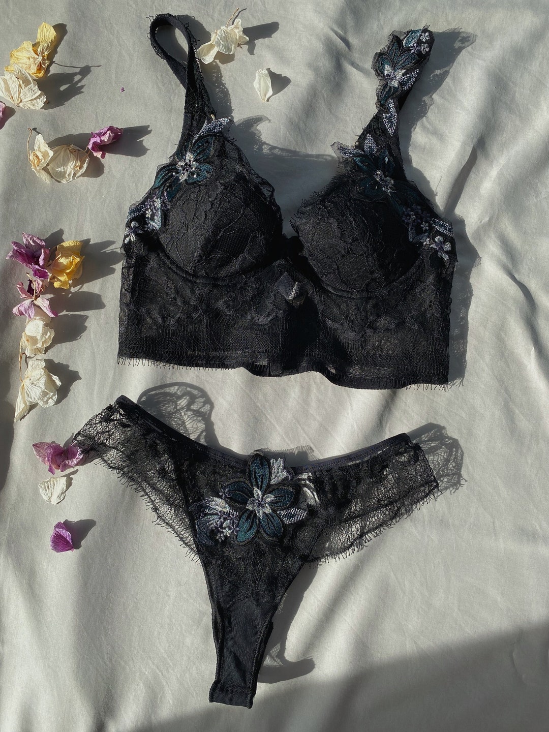 1990s Vintage but New RAVAGE Rare French Lingerie Set 34B XS/S, Deadstock  90s Lace Duet of Bralette and Hight Thongs, Beaded Embroidered -  Canada