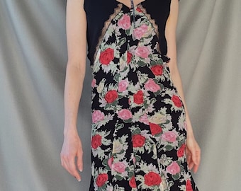 vintage BLUMARINE S/S1999 mini robe d’été en viscose imprimée roses et décoration en dentelle taille XS/S, robe slip rayonne des années 90 par Anna Molinari