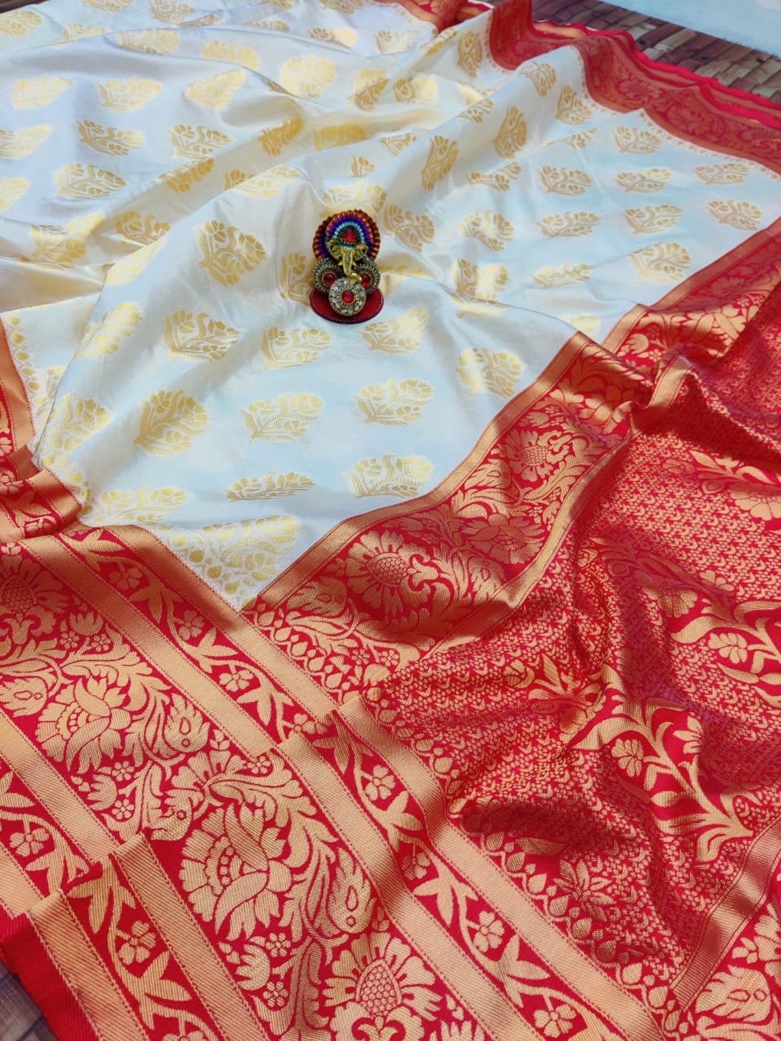 Soft LICHI Silk Saree with gold zari floral brocade. beautiful Etsy