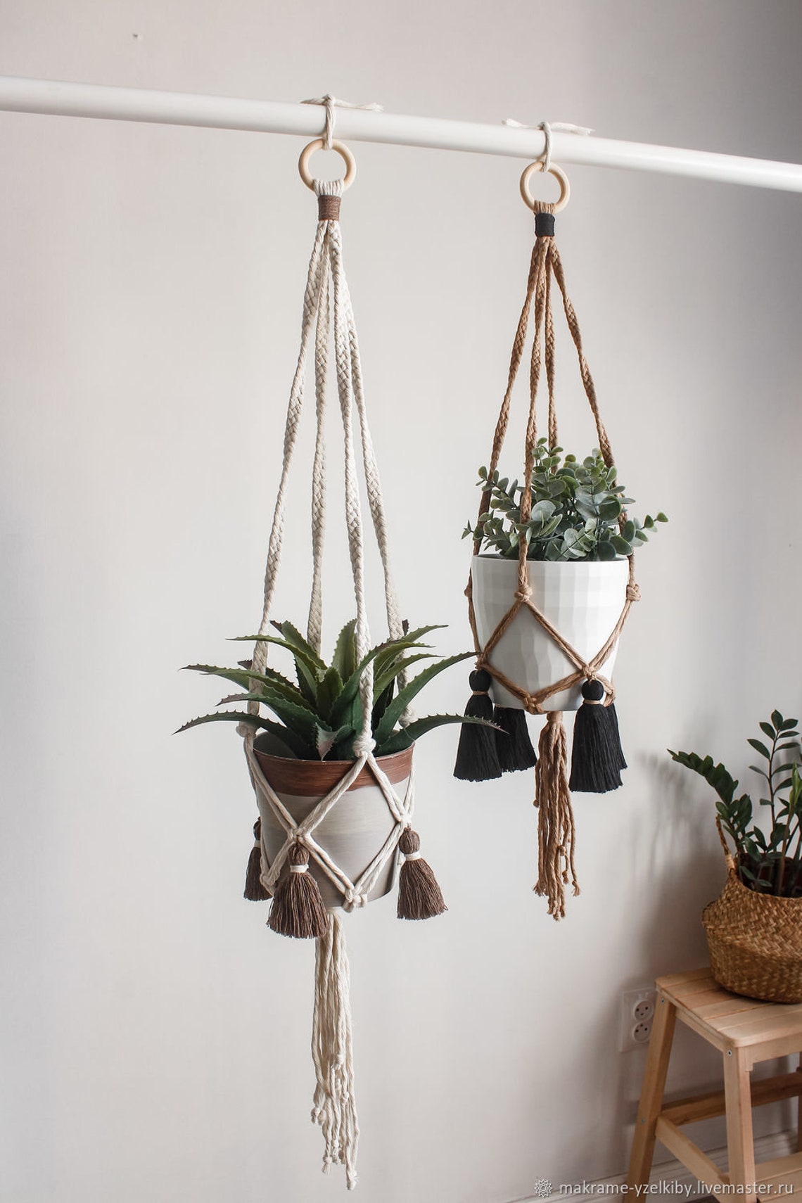 Hanging planter wood ring / Macrame plant hanger / Hanging | Etsy