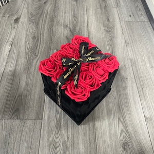Luxury Square Rose Box Hamper-BLACK- Valentines Day, Home Decor, Flower Arrangement, Flower Bouquet, Mother's Day, Flower Box